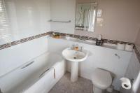 Camera Familiare con Vista Giardino