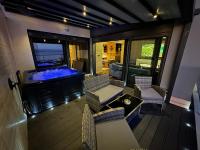 Magic VieW Luxury Penthouse with Jacuzzi and Sea view - B&B