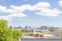 Ultra Large Deck Skyline Views - B&B