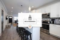 Ten Minutes to Broadway Music City Modern Townhome - B&B Nashville