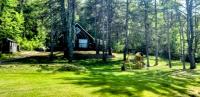 Modern Pine Tree Chalet with HOT TUB, Outdoor TV, VIEWS, Games & POOL 5 mins away!! - B&B Gilboa