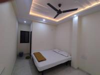 SAGAR Executive LODGE - B&B Akalkot