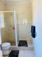 Phana Quest house - B&B Evander