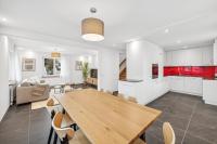 The R Apartment Laufen - relaxing free parking - B&B Neuhausen