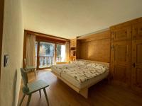One-Bedroom Apartment with Balcony