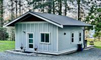 The Cottage - A Private Oceanfront Dream! - B&B