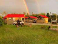 Gros Morne Tiny Chalets - B&B