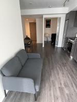 cozy room in a shared 2bedrooms condo - Ferienwohnung Toronto