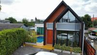 Baan Salmon Pool Villa Chiang Mai - Bed and Breakfast