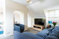 Dolphin Apartment, Thorpeness - Only a short stroll from the Beach, Thorpeness Lake, Country Club and Golf Club - Chambres d'hôtes Thorpeness