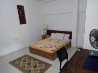 Camera Matrimoniale con Bagno in Comune 