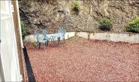 Llandovery - Cottage - Sleeps4 - Parking secure lock up for bikes - Bed and Breakfast