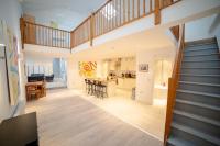 Stunning Split-Level Apartment in Heart of Fulham - Ferienwohnung London