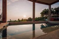 Casa Coyote, 6 bedrooms villa with ocean view & pool - Bed and Breakfast Puerto Ángel