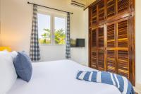 Beachfront Villa Sol Mate