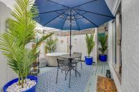 Private Hot Tub Fort Walton Beach Bungalow! - B&B