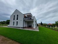 Vitorlás Apartman - Ferienwohnung Balatonszarszo