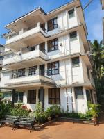 Calangute Beachside Apartment with kitchen and pool by Welkin stays - B&B Calangute
