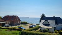 Ferienwohnung Alice mit 2 Balkonen und Meerblick - Chambres d'hôtes Putbus