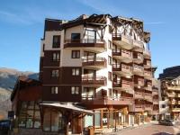T3 au cœur de la station face aux pistes, 7 pers., lumineux - Chambres d'hôtes La Tania