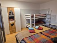 One-Bedroom Apartment - Annex