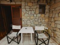 Estudio con terraza
