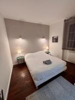 Superior One-Bedroom Apartment