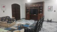 Carnaval a partir 5 diárias - 15 pessoas- Linda Casa de praia com Super piscina 12x5 Novinha com 3 níveis, Wi-Fi, Tv led,jardim , churrasqueira completa - Chambres d'hôtes Itanhaém