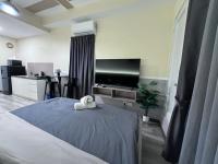 Estudio con cama extragrande