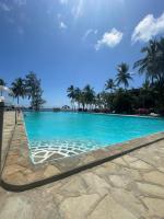 Dada Suites De Luxe Ocean Beachfront B&B - B&B Malindi