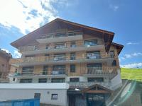Apprt moderne 70m2, 3 chbr, 6 pers, sur les pistes, tout équipé, garage intérieur - B&B