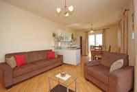 Orange House three bedroom apartment with sea view - B&B Podstrana