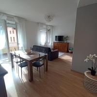 Appartamento con 2 Camere da Letto e Balcone