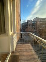 Retro style apt You rent a whole apartment in the center of Yerevan - Chambres d'hôtes Erevan