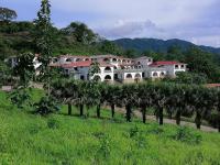 Apartamento equipado, con amplia piscina - B&B Paquera