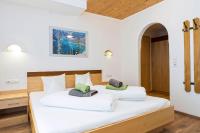 Apartment mit Balkon