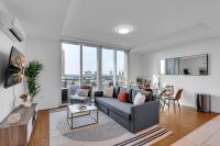 Bright 1BR Near BOKCenter-Gym,Lounge,Balcony,PetOK - Ferienwohnung Tulsa