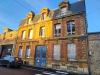 Studio Delvincourt - Rue Calme dans centre - Parking gratuit à proximité - B&B