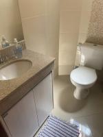 Casa Ampla a 700 m da praia de costazul - B&B Rio das Ostras