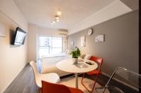 urban stay 博多-博多駅徒歩6分-Wi-fi完備2タイプ - B&B Fukuoka