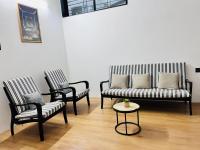 2 BHK Spacious Home Kothrud - Chambres d’hôtes Pune