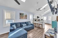 Cozy 3-BR Retreat, Four Blocks to Beach & Boardwalk home - Chambres d’hôtes Seaside Heights