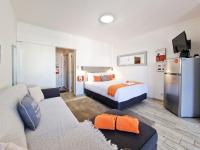 Estúdio Praia da Rocha Peachy - B&B Portimão