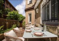 Large terrace 3 minutes from the beach - B&B