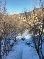 Spacious 3 bedrooms apartment - B&B