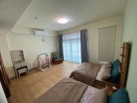 Quadruple Room with Shared Bathroom