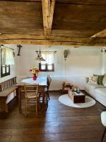 Fairytale cottage Francka - Bed and Breakfast Gorica pri Slivnici