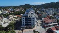 Ed Baia Azul Centro Bombinhas - B&B Bombinhas