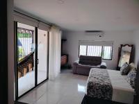 King Suite with Pool View