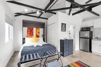 Private Guest Suite Beverly Hills Adj - B&B Los Angeles